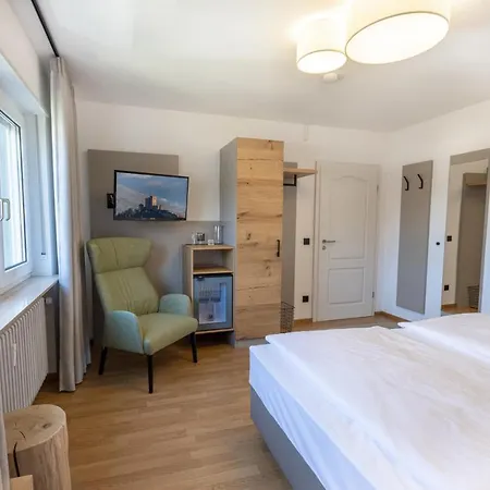 Bed & Breakfast Wanderers Neubau Birkweiler
