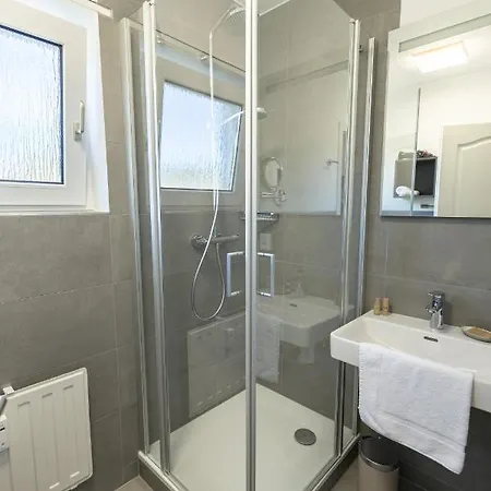 Bed & Breakfast Wanderers Neubau Birkweiler