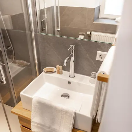 Bed & Breakfast Wanderers Neubau