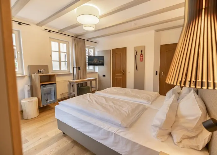 Wanderers Neubau Birkweiler